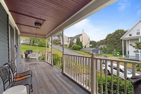 Exterior - 9 Dixon Ave, Worcester, MA 01605 photo 3 of 4