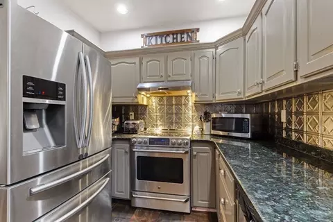 Kitchen - 9 Dixon Ave, Worcester, MA 01605 photo 4 of 5