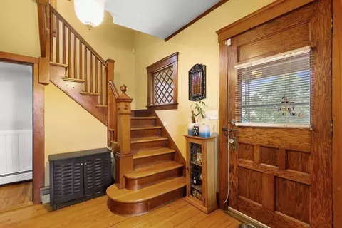 Entry Way - 9 Dixon Ave, Worcester, MA 01605 photo 1 of 1