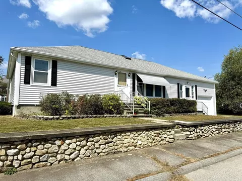 9 Sibley Ave, Webster, MA 01570