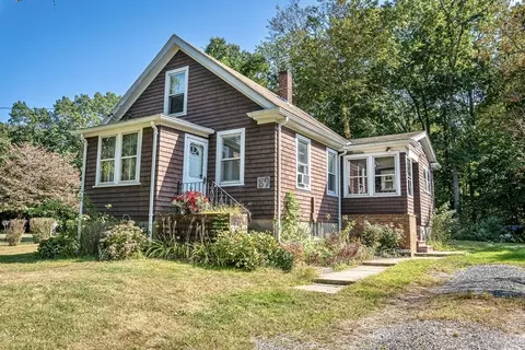 89 Tootle Ln, Fairhaven, MA 02719