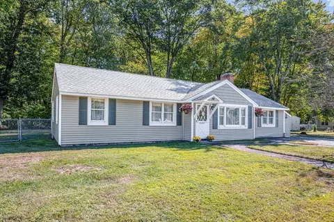 Exterior - 19 Reo Rd, Maynard, MA 01754 photo 2 of 7