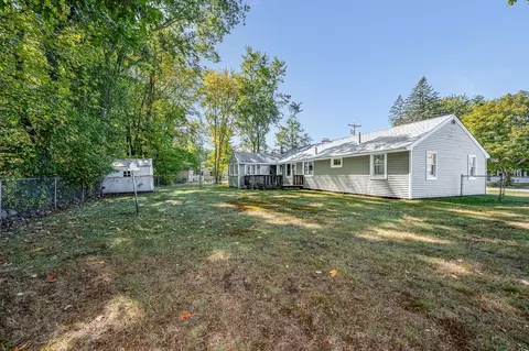 Exterior - 19 Reo Rd, Maynard, MA 01754 photo 4 of 7