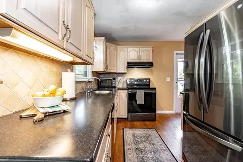 12 Gula Dr, Easthampton, MA 01027 photo 9