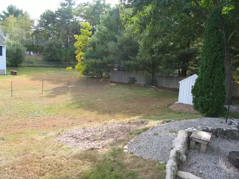 11 Black Point Rd, Webster, MA 01570 photo 5