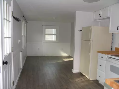 11 Black Point Rd, Webster, MA 01570 photo 9