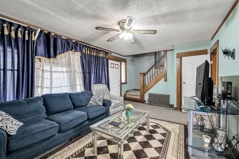 30 Hillside Ave, West Springfield, MA 01089 photo 7