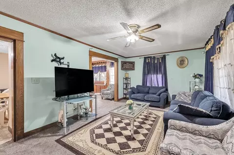 30 Hillside Ave, West Springfield, MA 01089 photo 5