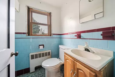 Bath - 23 N St, Hull, MA 02045 photo 1 of 3