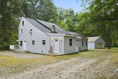 100 Greenville St, Spencer, MA 01562