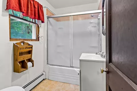 Bath - 7 White Ave, Douglas, MA 01516 photo 1 of 1