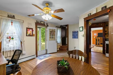 Entry Way - 7 White Ave, Douglas, MA 01516 photo 1 of 1