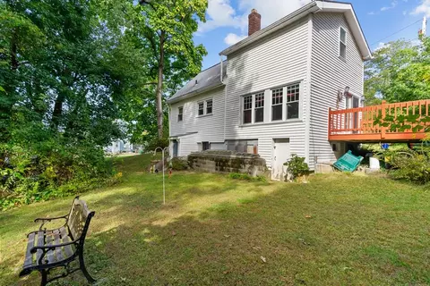 Exterior - 7 White Ave, Douglas, MA 01516 photo 6 of 9