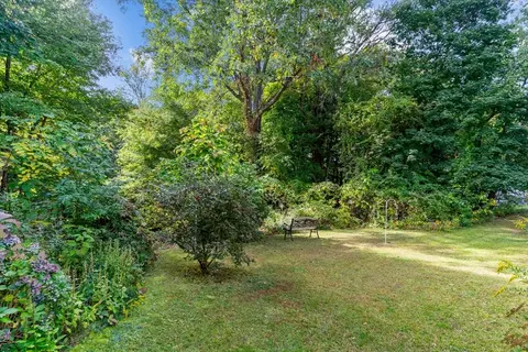 Exterior - 7 White Ave, Douglas, MA 01516 photo 4 of 9