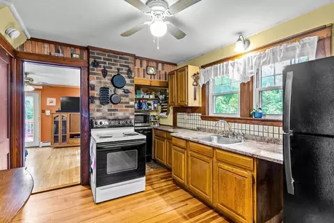 Kitchen - 7 White Ave, Douglas, MA 01516 photo 2 of 2