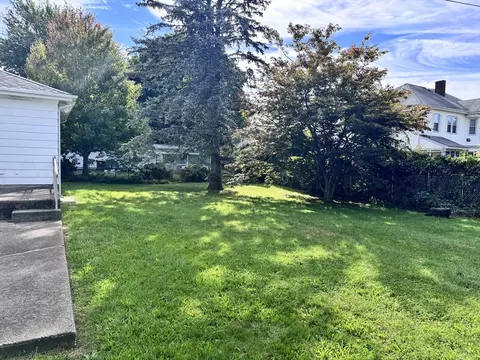 Exterior - 77 Grattan St, Fall River, MA 02721 photo 2 of 6