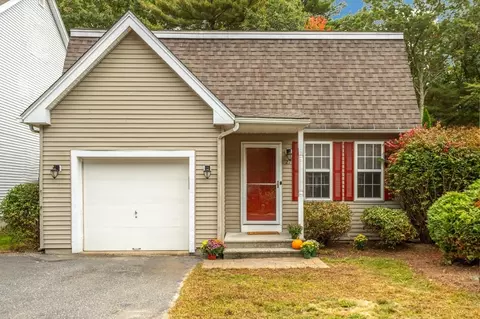 27 Magnolia Ln #27, Marlborough, MA 01752