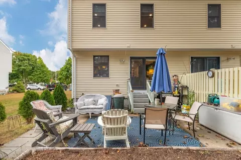 Exterior - 9 Mcdermott Farm # -B, Danvers, MA 01923 photo 4 of 5