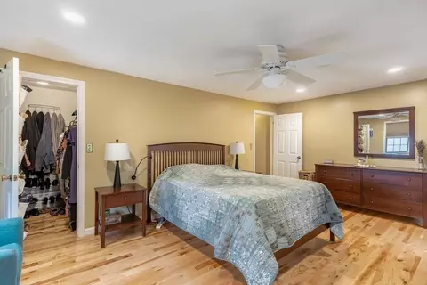 Bedroom - 9 Mcdermott Farm # -B, Danvers, MA 01923 photo 3 of 7