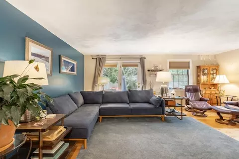 Living - 9 Mcdermott Farm # -B, Danvers, MA 01923 photo 2 of 3