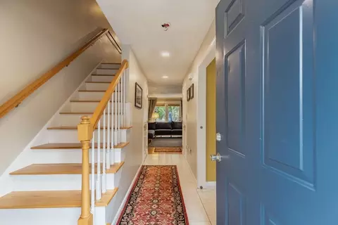 Entry Way - 9 Mcdermott Farm # -B, Danvers, MA 01923 photo 1 of 3