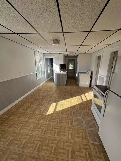 20-22 Dale St, Ware, MA 01082 photo 10