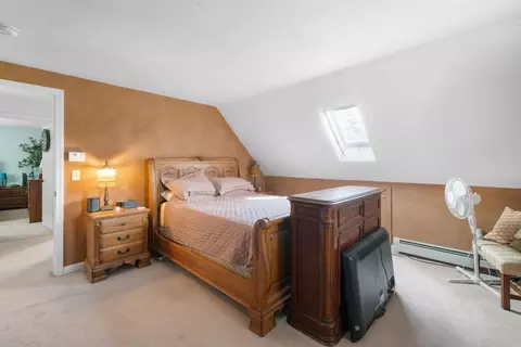 Bedroom - 5 Lynne Rd, Wareham, MA 02571 photo 3 of 4