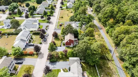 View/Area - 5 Lynne Rd, Wareham, MA 02571 photo 5 of 11