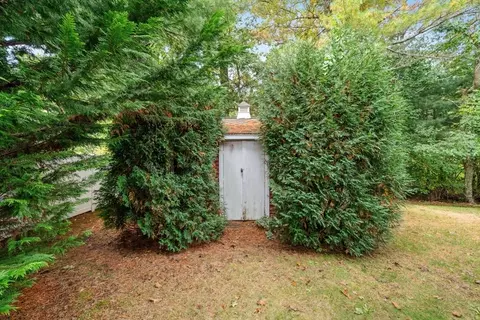 Exterior - 5 Lynne Rd, Wareham, MA 02571 photo 4 of 9