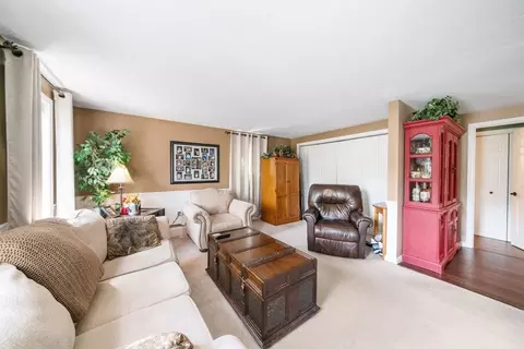 Living - 5 Lynne Rd, Wareham, MA 02571 photo 1 of 3