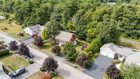 View/Area - 5 Lynne Rd, Wareham, MA 02571 photo 3 of 11