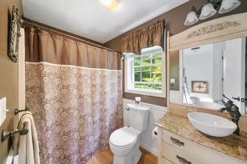 Bath - 5 Lynne Rd, Wareham, MA 02571 photo 2 of 2