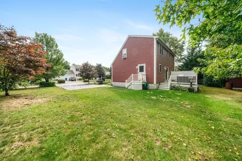 Exterior - 5 Lynne Rd, Wareham, MA 02571 photo 5 of 9