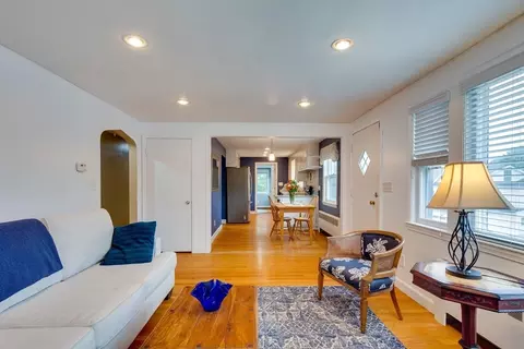 14 Hill St, Needham, MA 02494 photo 3