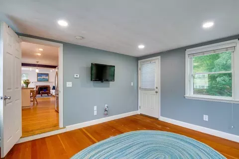 14 Hill St, Needham, MA 02494 photo 17