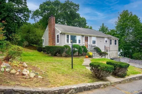 14 Hill St, Needham, MA 02494 photo 18