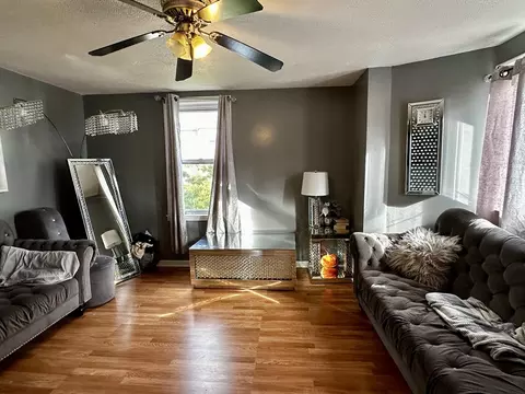34 Hood St, Fall River, MA 02720 photo 4