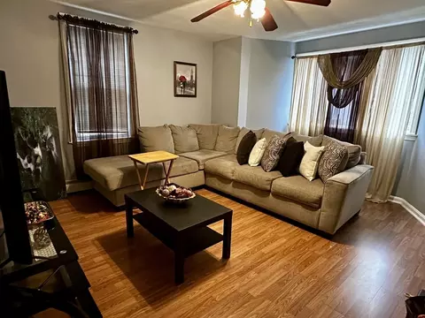 34 Hood St, Fall River, MA 02720 photo 3