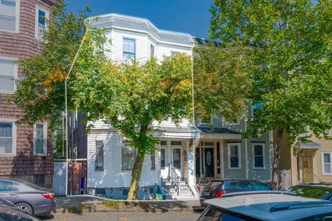 454-456 E 6th St, Boston, MA 02127