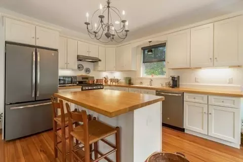 Kitchen - 3 Babson St #A, Gloucester, MA 01930 photo 3 of 6