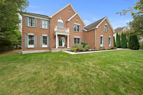 3 Cox Ln, Shrewsbury, MA 01545