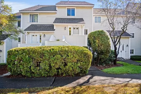 100 Merrimack Ave #127, Dracut, MA 01826