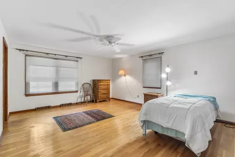 Bedroom - 60 Valley Brook Rd, Barnstable, MA 02632 photo 1 of 4