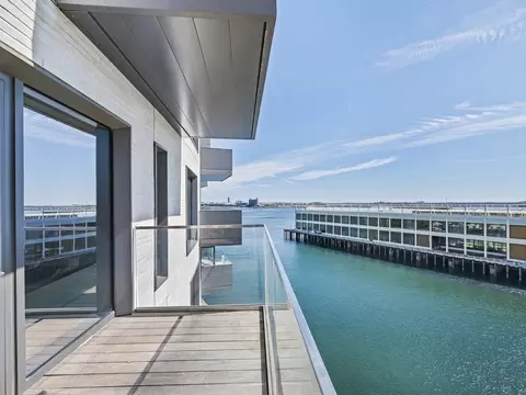 300 Pier 4 Blvd #7K, Boston, MA 02210