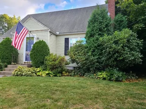 60 Kendrick Ave, Worcester, MA 01606