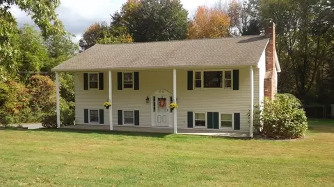 134 Mendon Rd, Sutton, MA 01590 photo 2