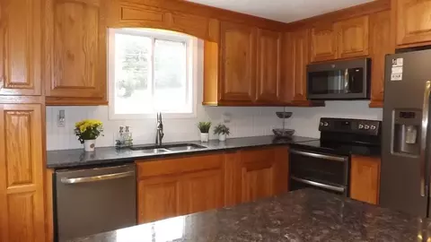 134 Mendon Rd, Sutton, MA 01590 photo 12