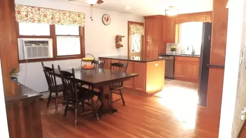 134 Mendon Rd, Sutton, MA 01590 photo 9