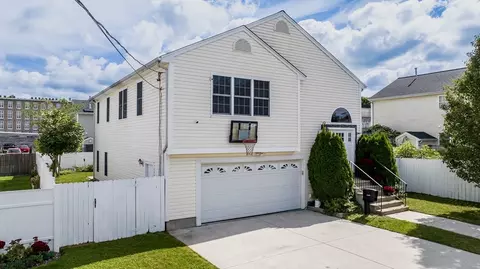 Exterior - 242 Tuttle St, Fall River, MA 02724 photo 2 of 2