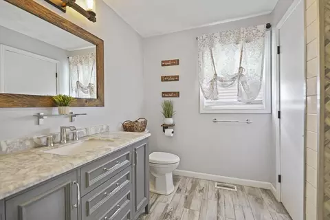 Bath - 242 Tuttle St, Fall River, MA 02724 photo 1 of 3